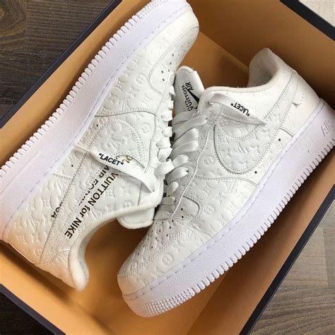 air force 1 lv china|More.